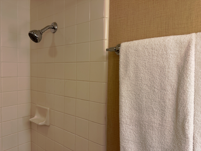 Maui Coast Hotel Kihei bathroom shower