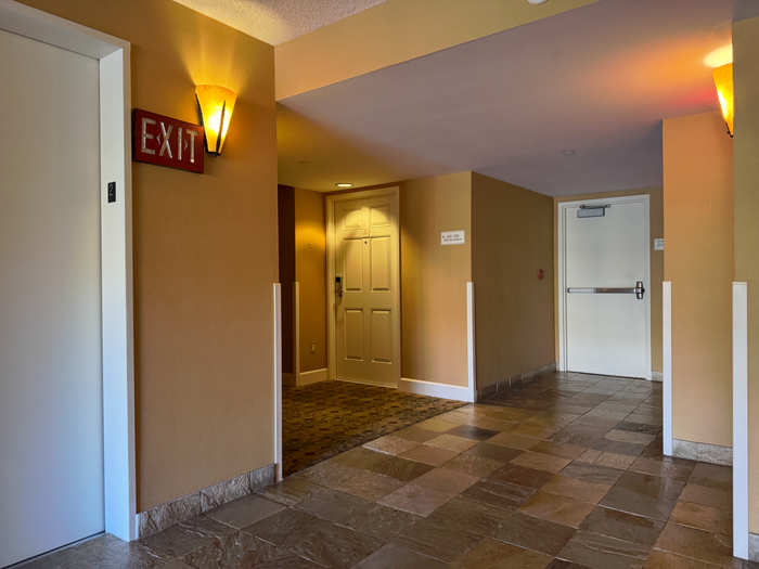 Maui Coast Hotel Kihei view of room entrance