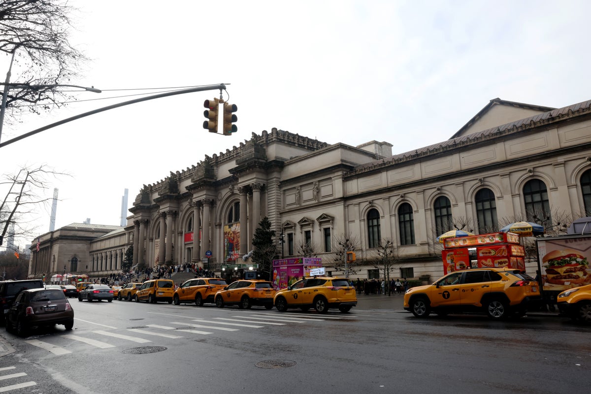 Metropolitan Museum of Art New York City exterior north