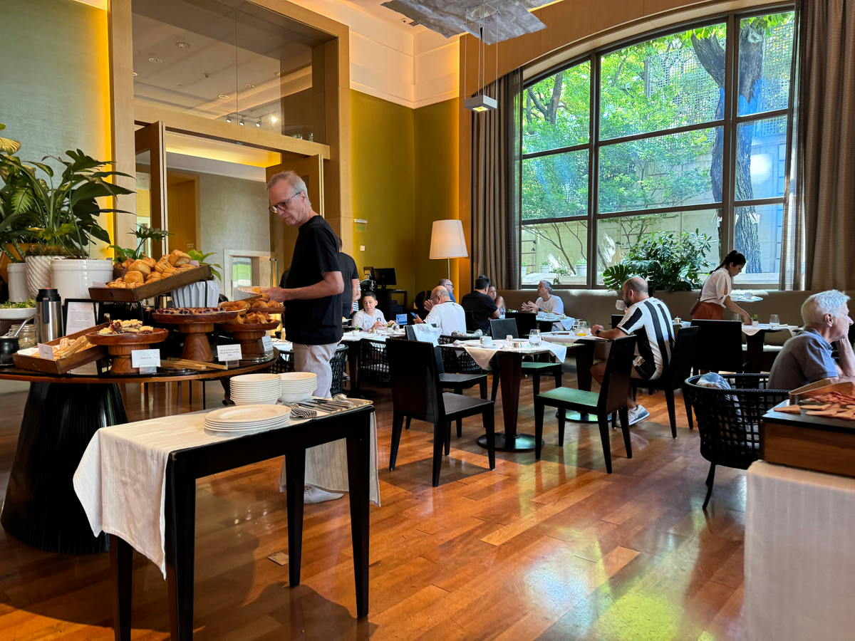 Palacio Duhau Park Hyatt Buenos Aires Gioia tables