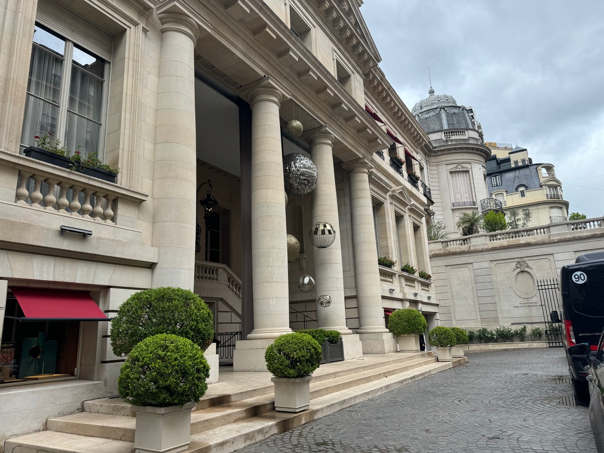 Palacio Duhau Park Hyatt Buenos Aires entrance