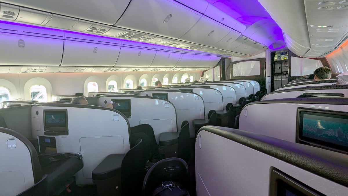 Virgin Atlantic B787 Upper Class Lack of Privacy