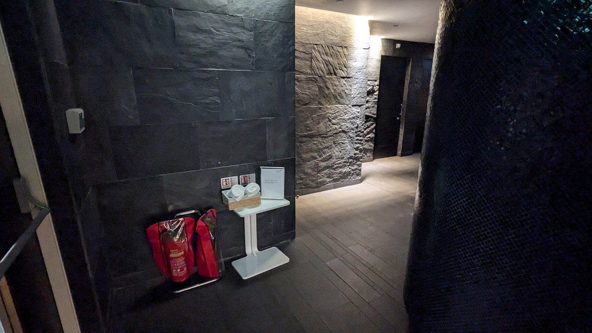 Virgin Atlantic Clubhouse Heathrow Shower Stalls