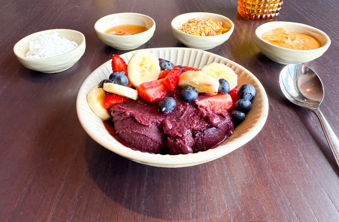 W Sao Paulo Brazil Marriott Baio breakfast acai bowl W Sao Paulo Brazil Marriott Baio breakfast acai bowl