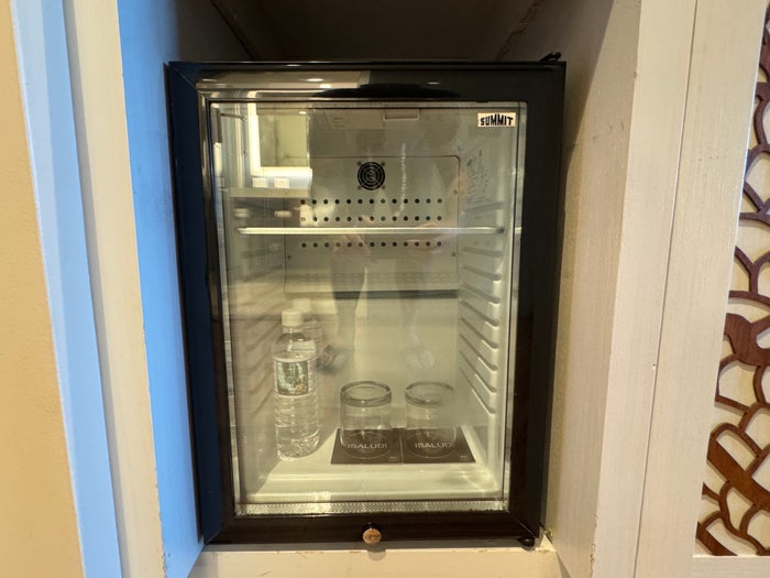 AC Hotel by Marriott Maui Wailea King Ocean View Suite minifridge