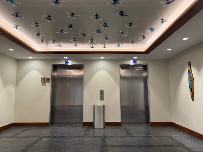 AC Hotel by Marriott Maui Wailea elevator waiting area