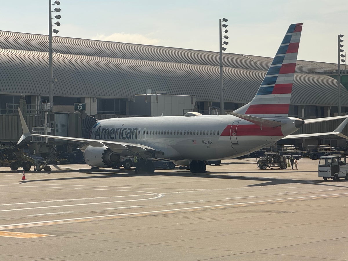 Purchase Event Tickets To Earn Bonus American Airlines Loyalty Points Before the Status Year Ends