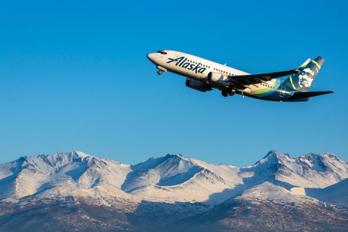 Alaska Airlines Begins Nonstop Route From Paine Field to Anchorage