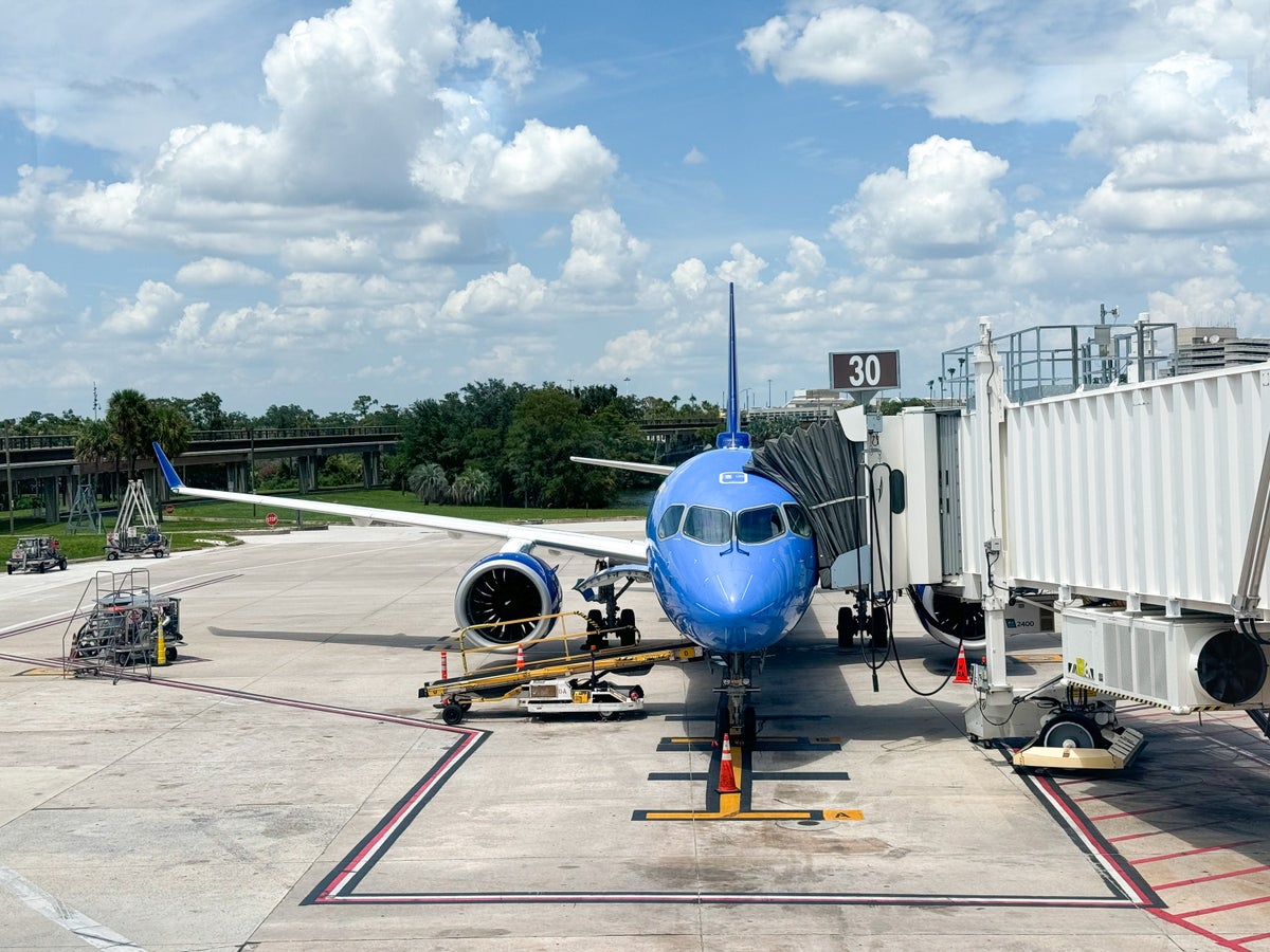 Breeze Airways MCO A220