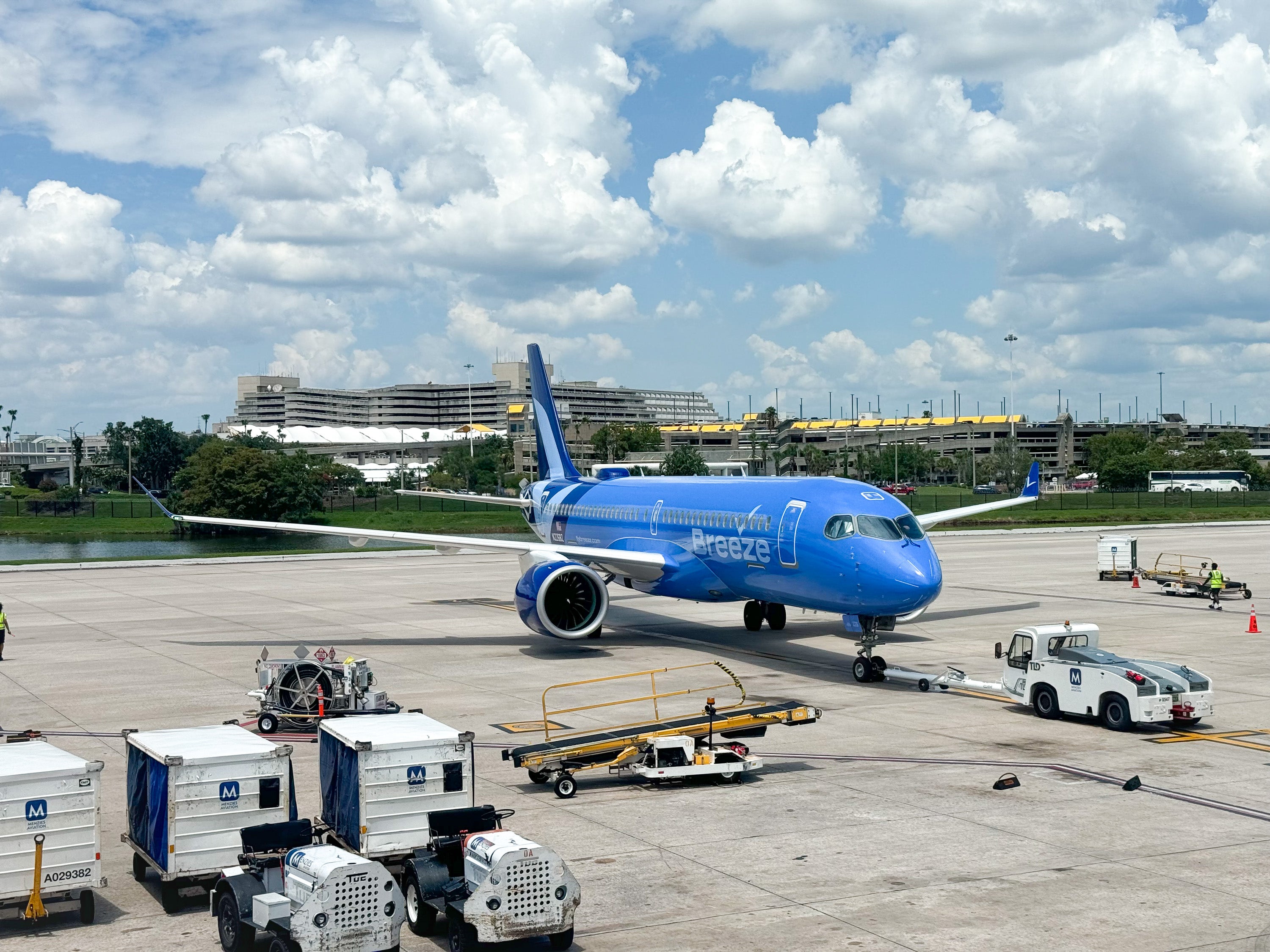 Breeze Airways Adds 2 New Routes - Breeze Airways MCO Orlando A220 