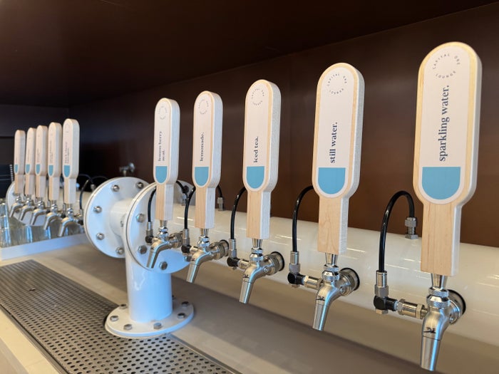 Capital One Lounge Las Vegas buffet drink taps Capital One Lounge Las Vegas buffet drink taps