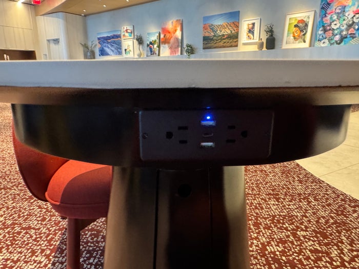Capital One Lounge Las Vegas outlets under tables Capital One Lounge Las Vegas outlets under tables