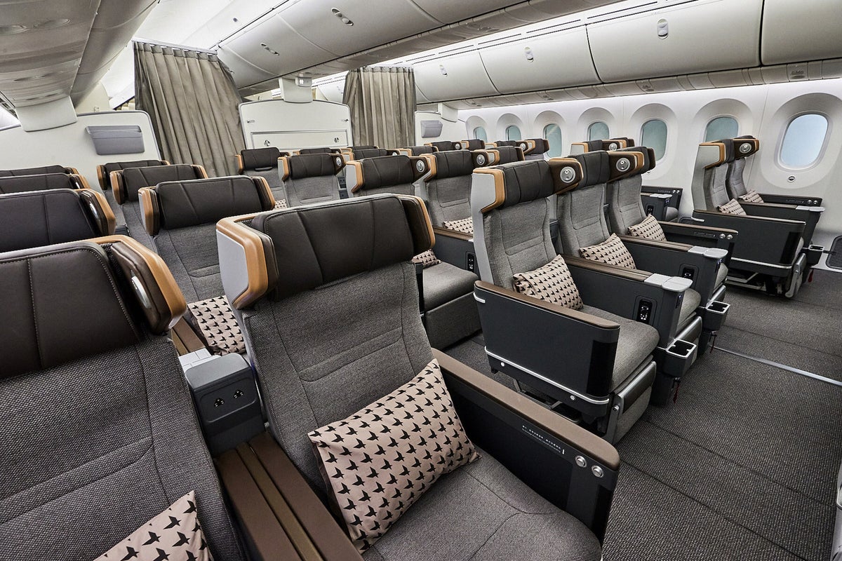 Taiwan’s EVA Air Unveils the Industry’s Most Spacious Premium Economy Seat