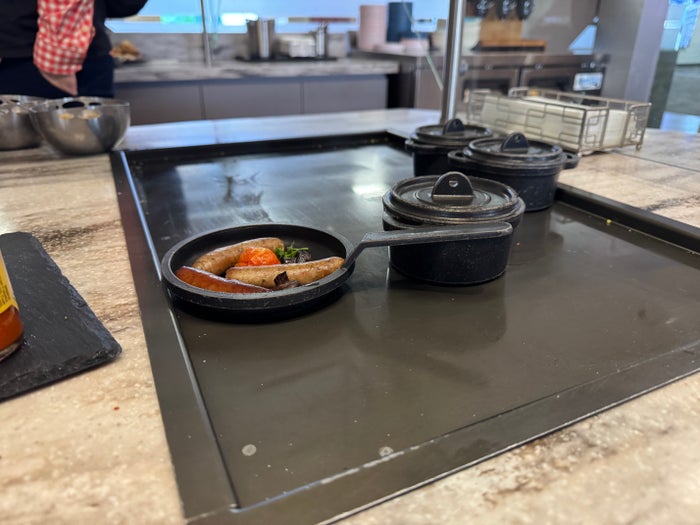Escape Lounge Centurion Studio Reno RNO hot dishes