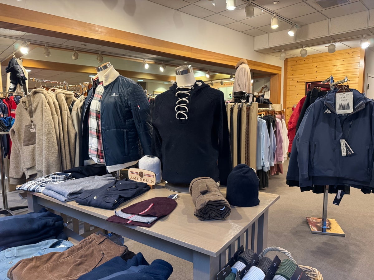 Everline Resort Spa Destination Hyatt clothing store