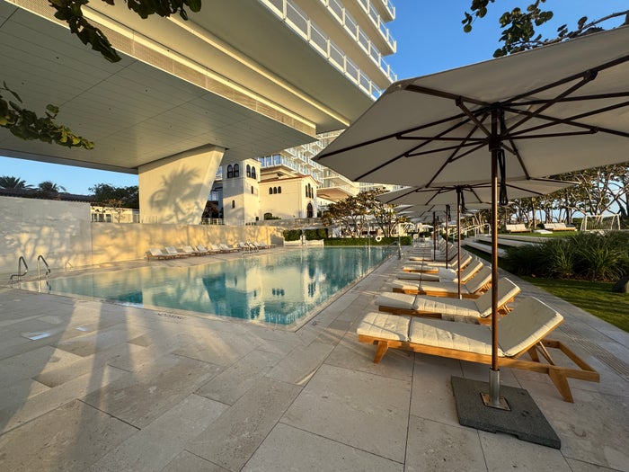 Four Seasons Surf Club Family Pool