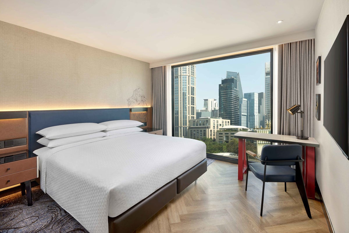 Four Points by Sheraton Bangkok Deluxe Premier King