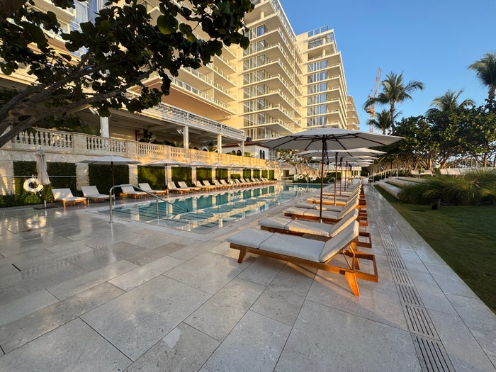 Four Seasons Surf Club Adult pool