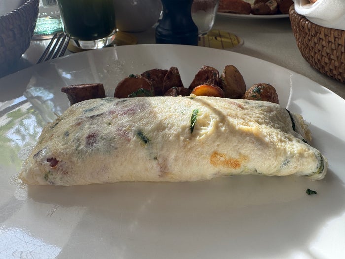 Four Seasons Surf Club breakfast