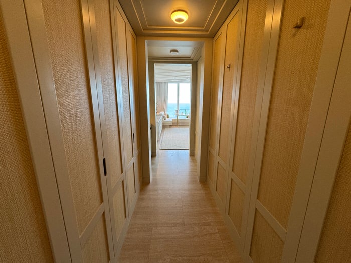 Four Seasons Surf Club room entrance