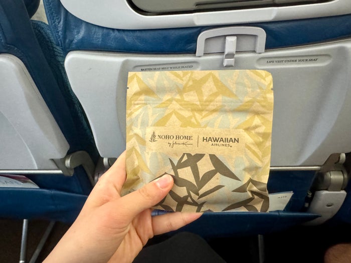 Hawaiian Airlines Economy Amenity Kit Hawaiian Airlines Economy Amenity Kit