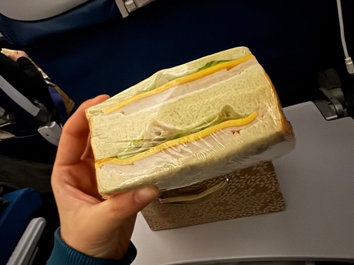 Hawaiian Airlines Suspicious Sandwich Hawaiian Airlines Suspicious Sandwich