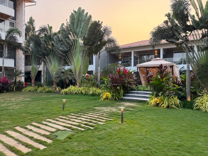 Hyatt Place Goa Candolim garden area