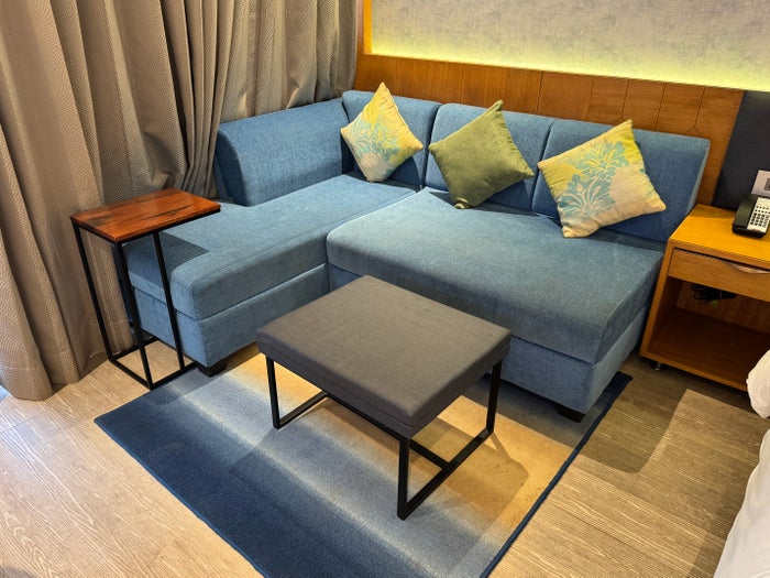 Hyatt Place Goa Candolim king room cozy corner