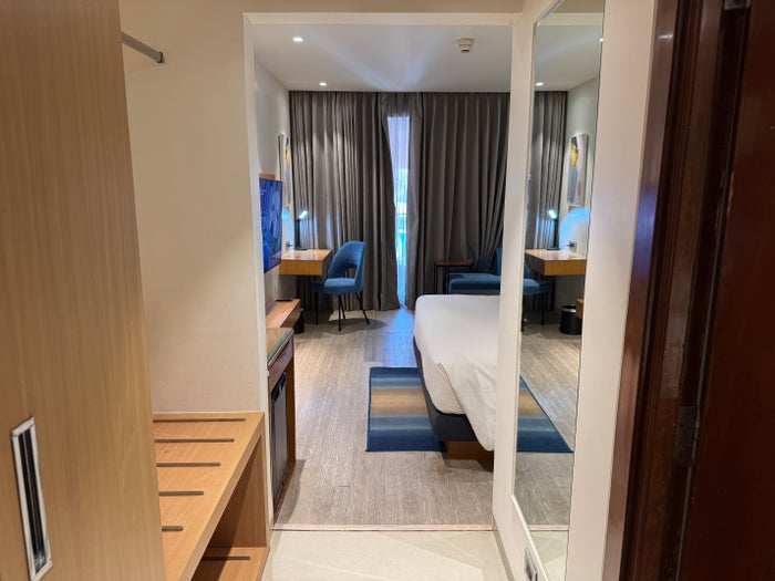 Hyatt Place Goa Candolim king room entry