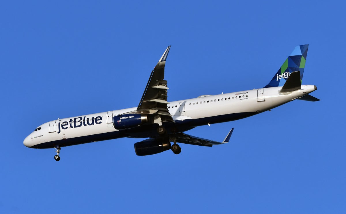 JetBlue Restarts Nonstop Newark-Los Angeles Flights, 4 Months After Cutting Them