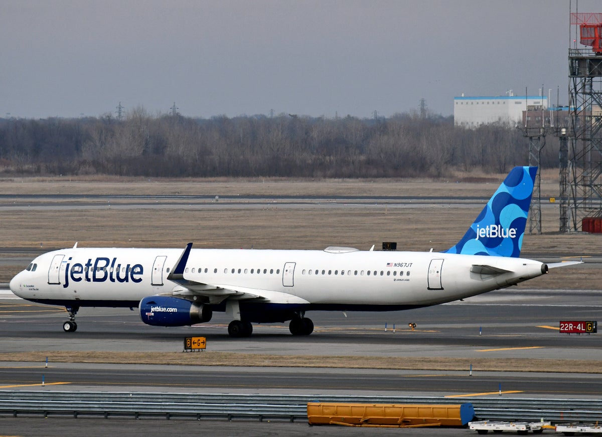 The Best Credit Cards for JetBlue Flyers in 2025