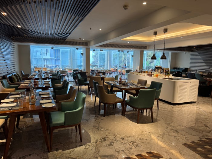 Le Meridien Goa Calangute Latest Recipe breakfast seating
