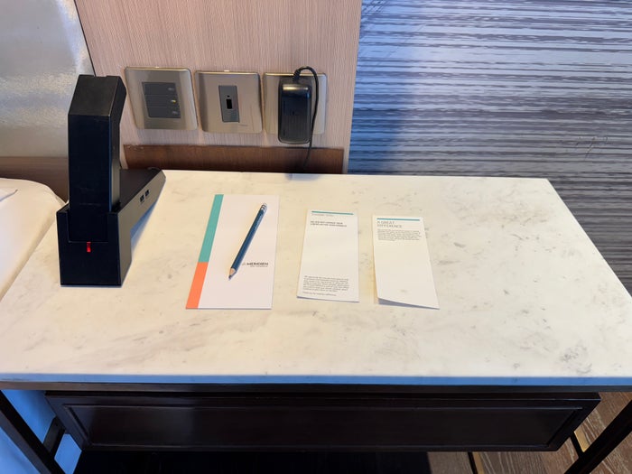 Le Meridien Goa Calangute king left nightstand