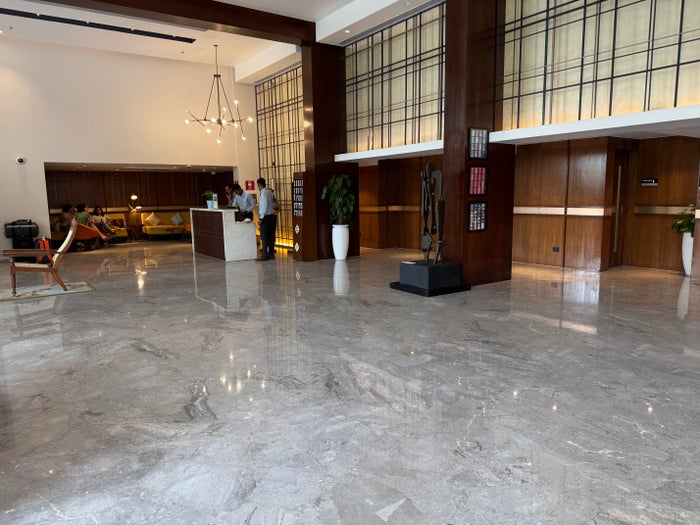 Le Meridien Goa Calangute lobby