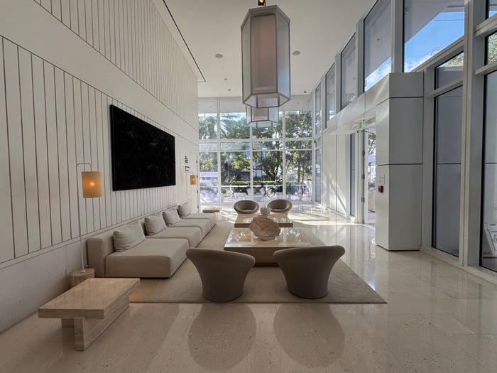 Lobby seating area Four Seasons Surf Club