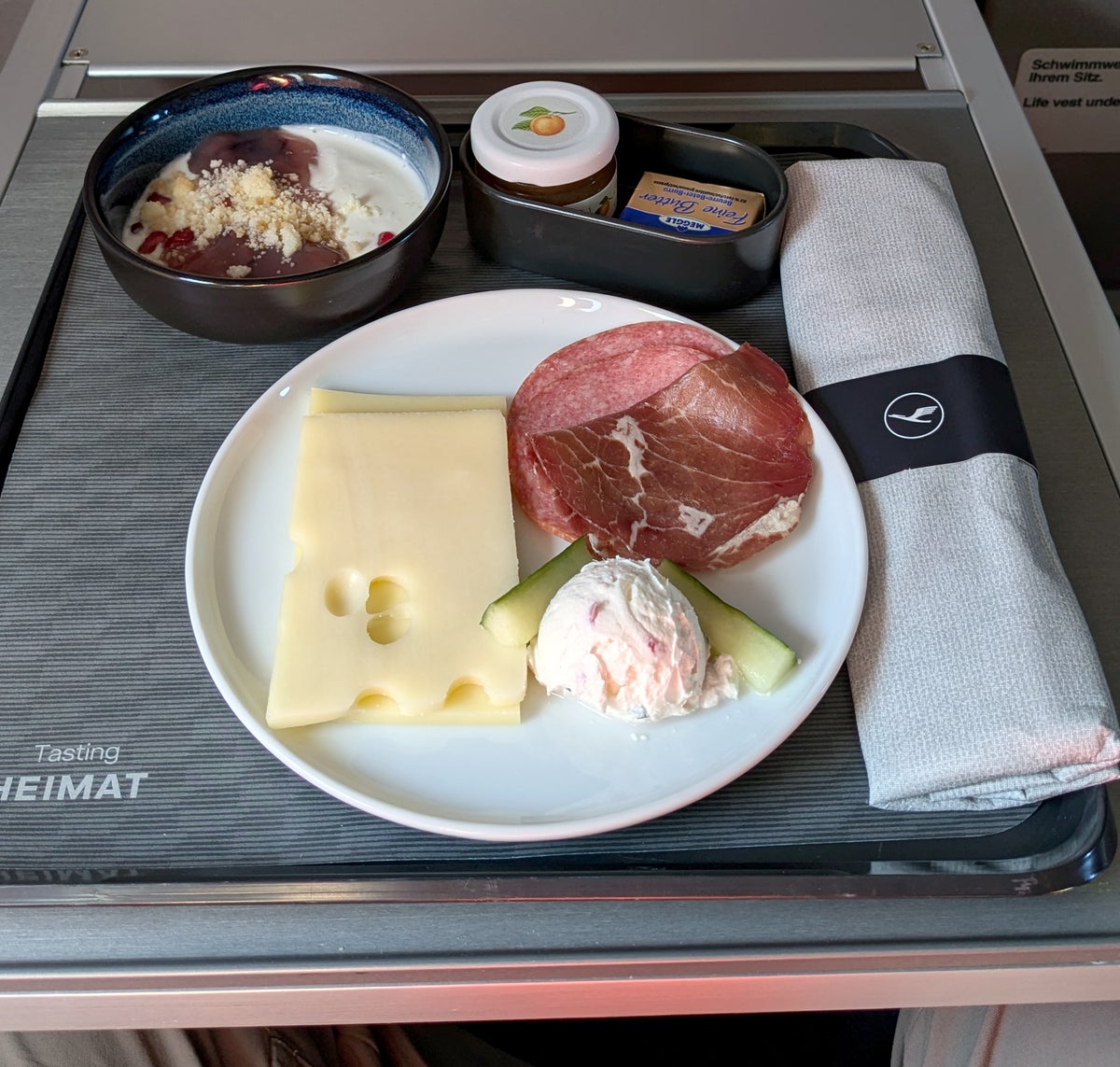 Lufthansa Short Haul Biz Class Meal