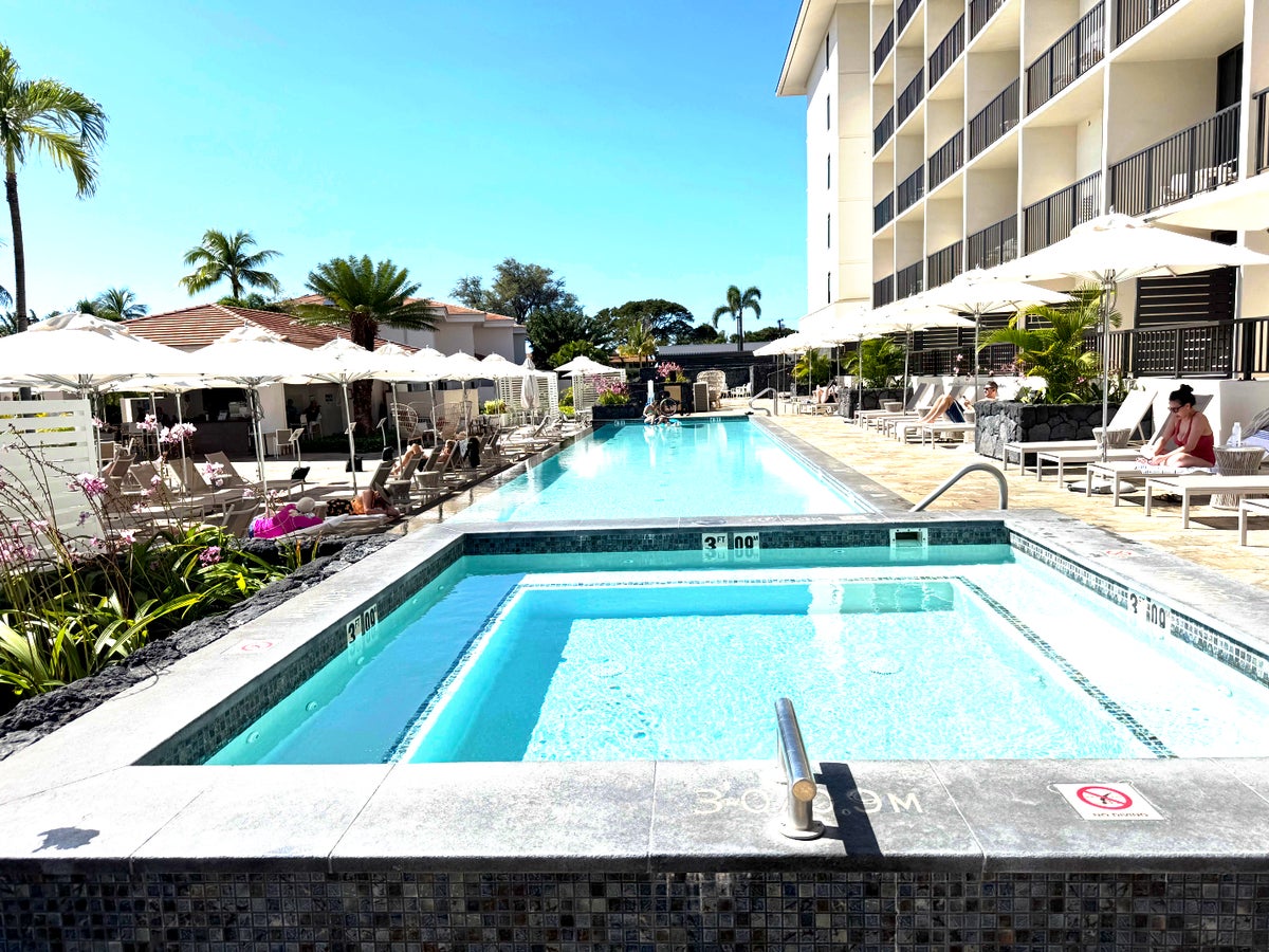 Maui Coast Hotel Kihei saltwater pool