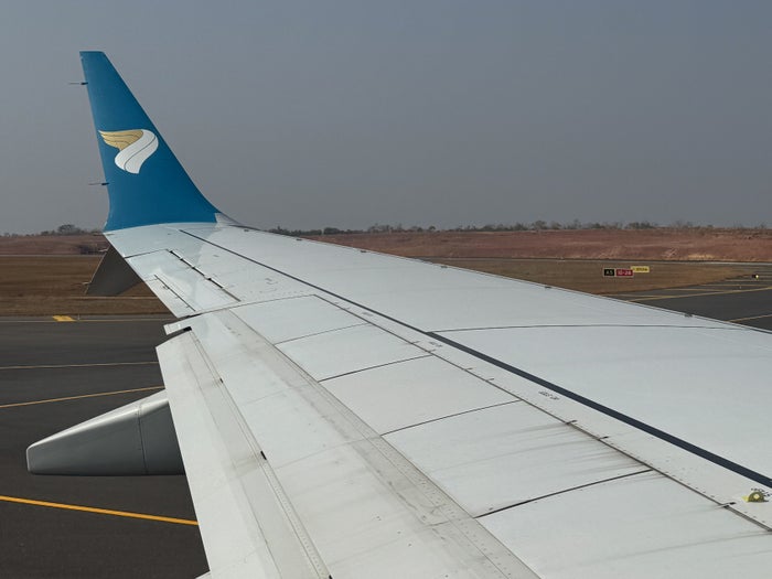 Oman Air GOX MCT 737 wingtip