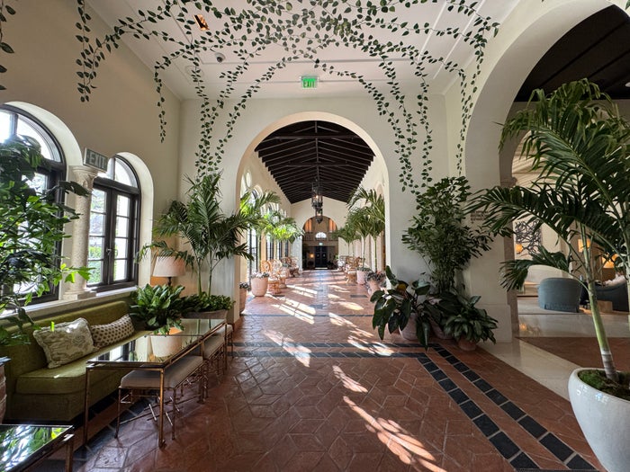 Four Seasons Surf Club Peacock alley