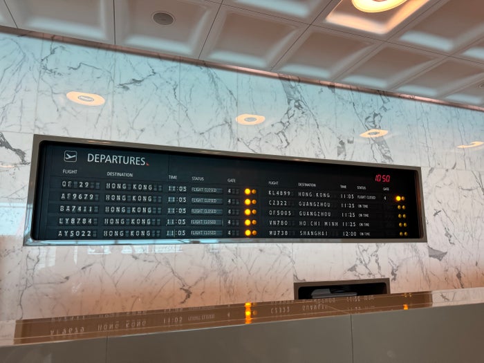 Qantas Business Class Lounge Departure Board