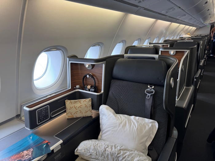Best Ways To Book Qantas Business Class With Points [Step by Step]