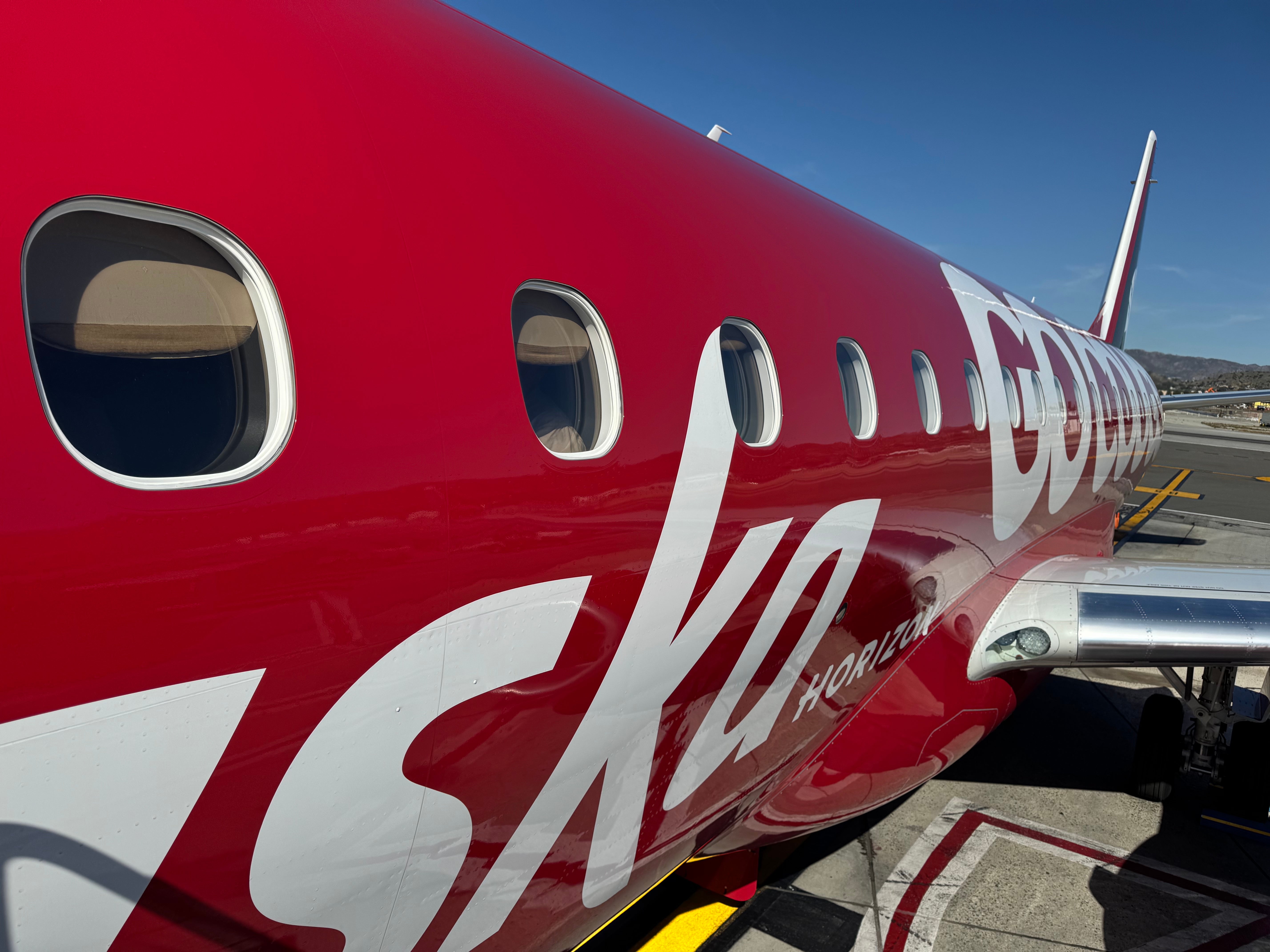 Alaska Airlines Launches 3 New Daily Routes from San Diego to Phoenix, Chicago, and Denver