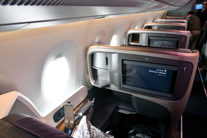 Singapore Airlines A350ULR business class seat 15A Singapore Airlines A350ULR business class seat 15A