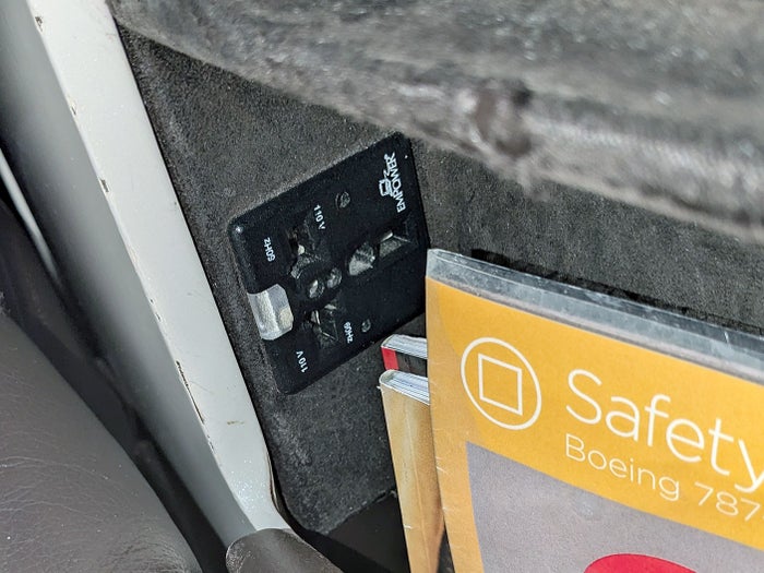 Virgin Atlantic B787 Upper Class Seat Power Virgin Atlantic B787 Upper Class Seat Power Outlet