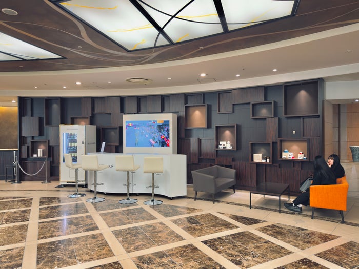 ANA Crowne Plaza Nagoya lobby seating ANA Crowne Plaza Nagoya lobby seating