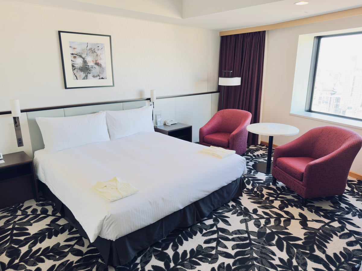ANA Crowne Plaza Nagoya room