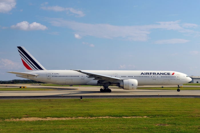 New Flying Blue+ App Lets You Earn Miles on Daily Spending