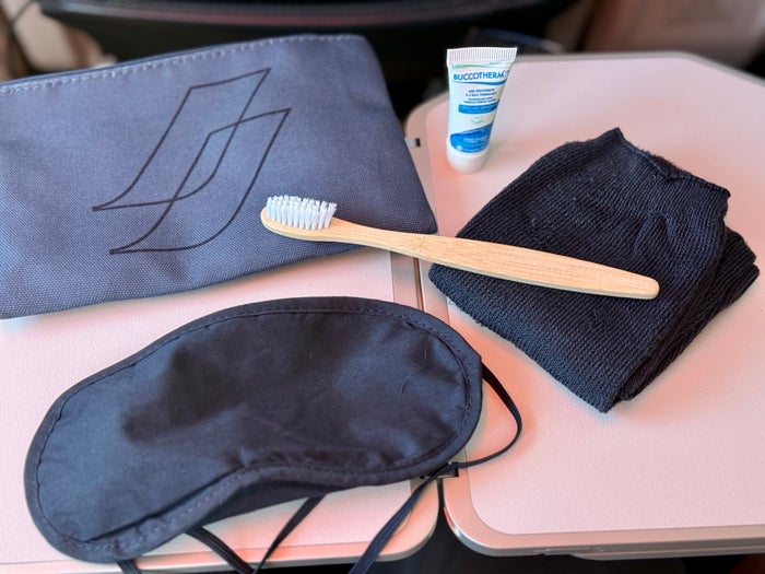 Air France Boeing 777 300 premium economy amenity kit contents 