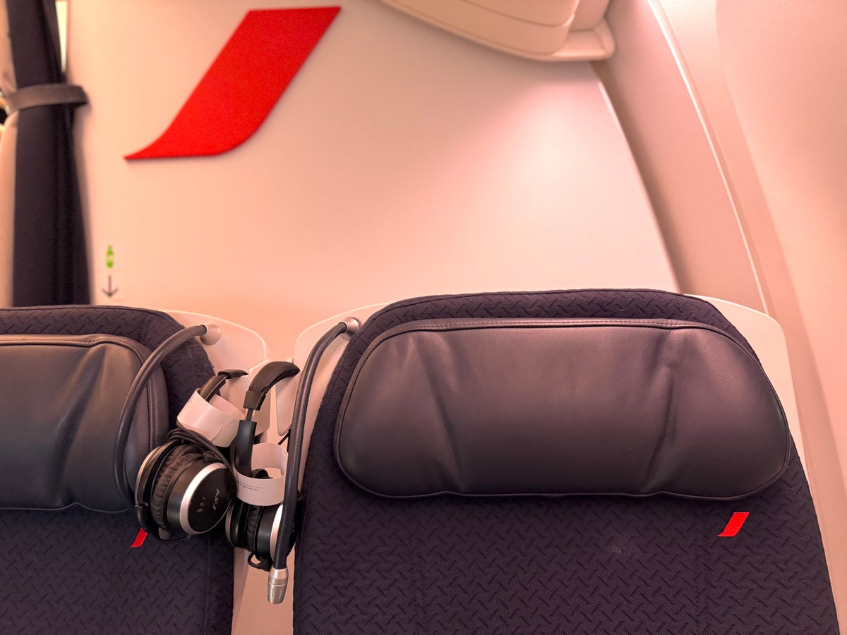 Air France Boeing 777 300 premium economy cabin logo