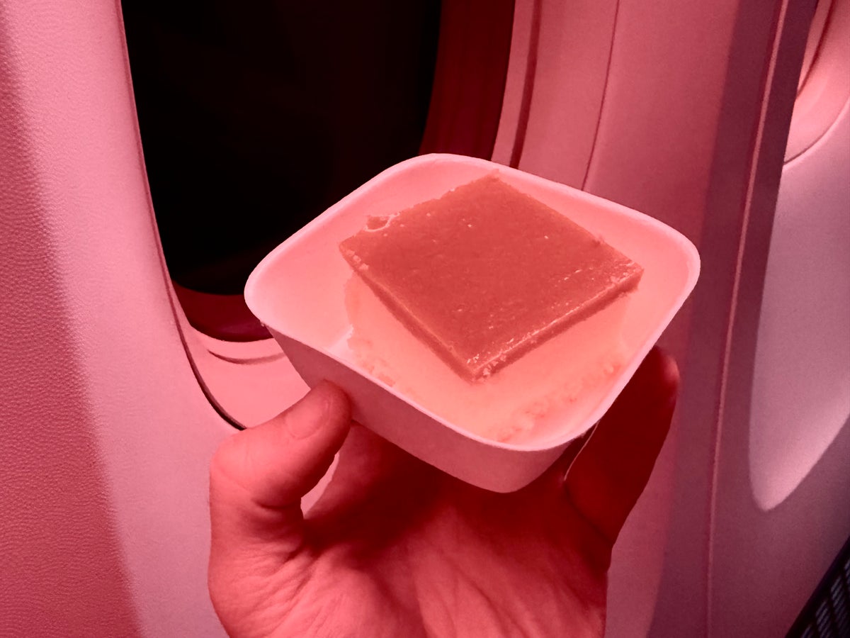 Air France Boeing 777 300 premium economy dessert